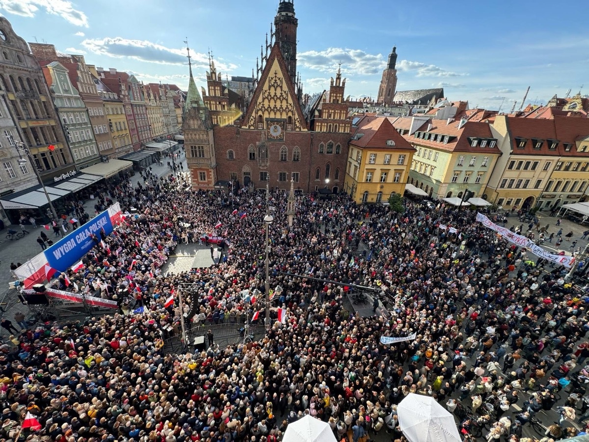 d1ba7d6c-8e23-46c0-bd62-df3241bab1b0