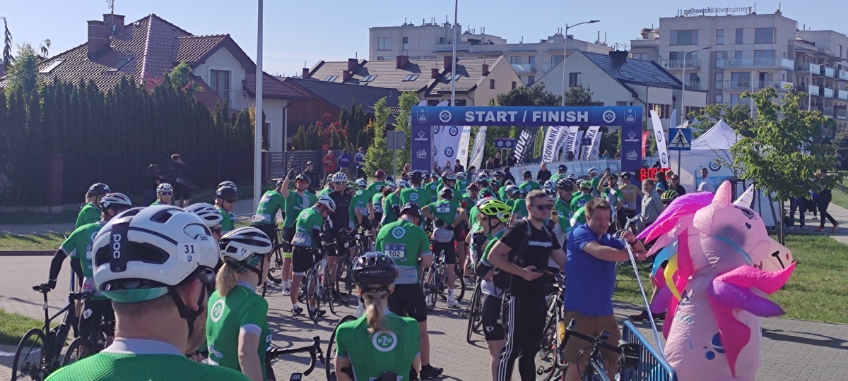 597cc6d6-225c-4182-ba95-34dc5973db07