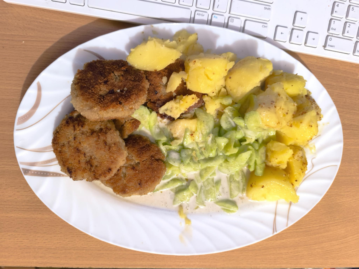 8502d1ff-afea-4959-afb9-a55aaea1d8cc