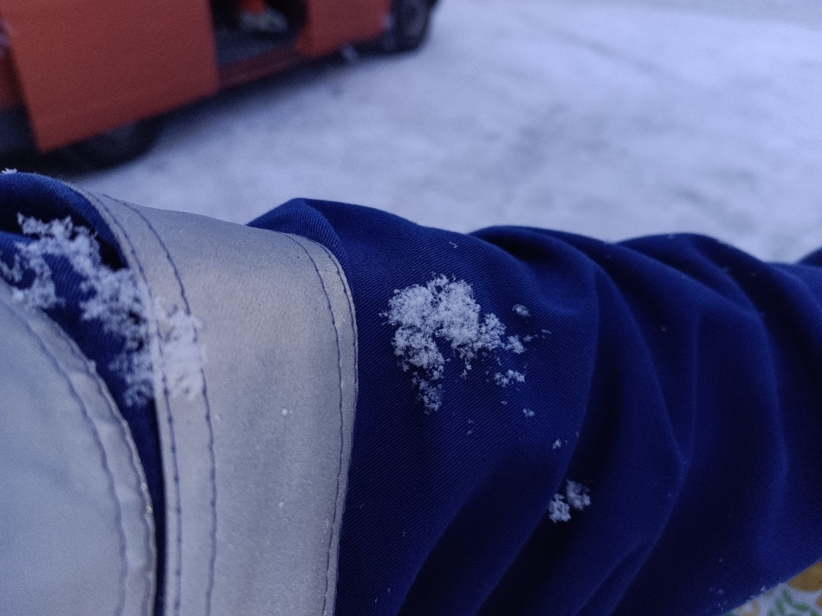 9d06ba9c-0fe0-4c67-bbd0-3cadf14543c0