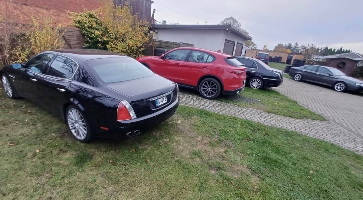 d9e05041-837e-4642-8928-d63cd3c11f18