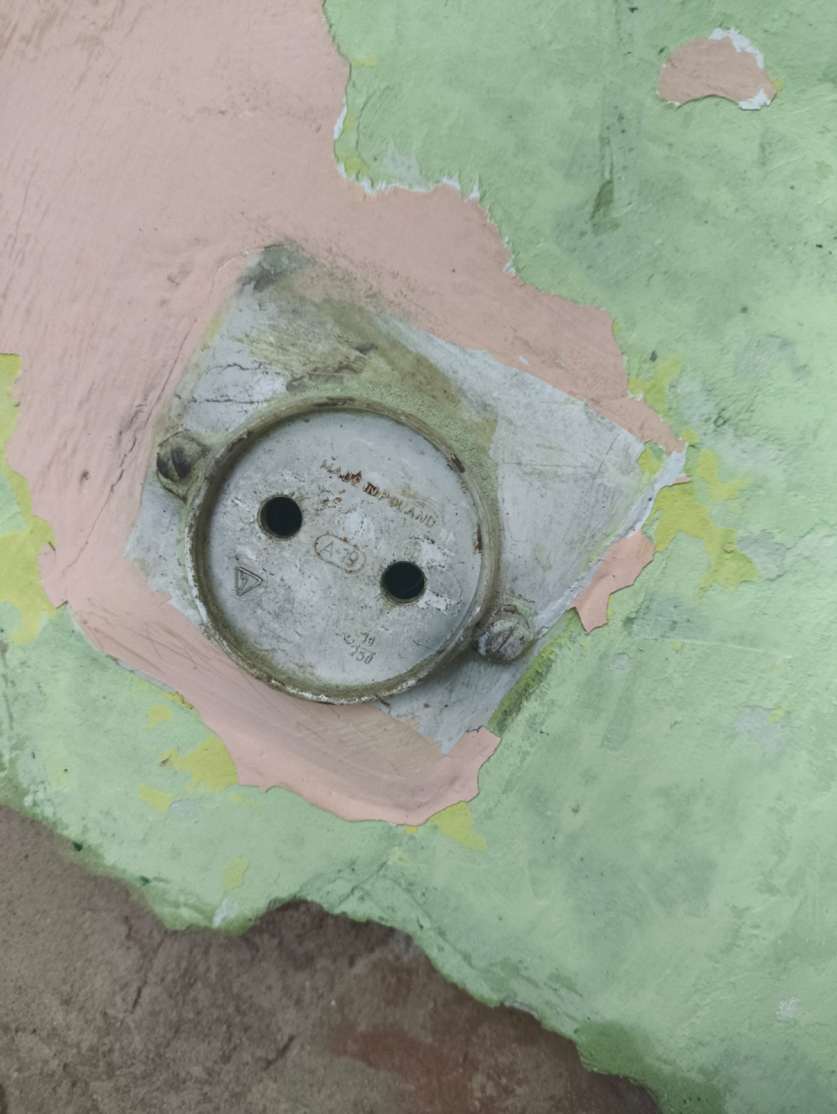 9f108237-e6c9-4574-82ec-8de0f44d9094