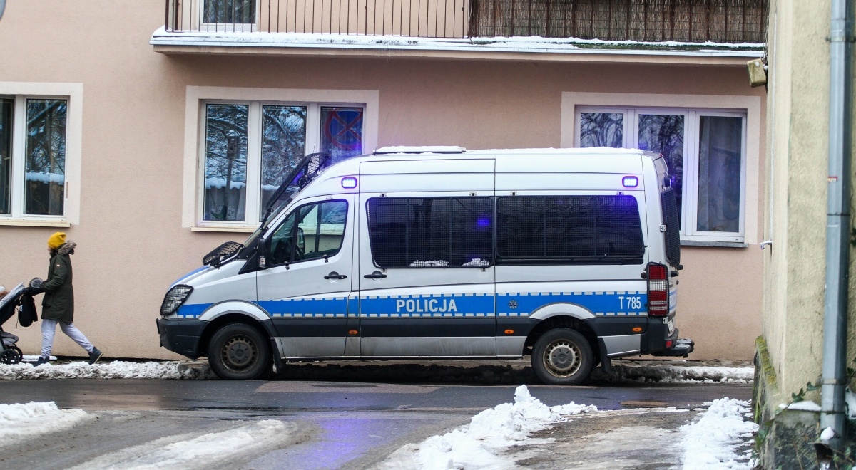 Dziecko było gwałcone miesiącami. Zarzuty dla ojczyma i matki chłopca