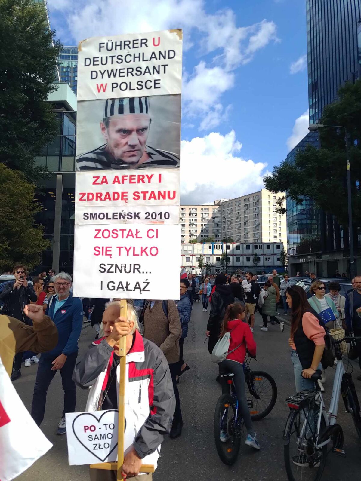 fc362318-5050-4560-a3ab-2b15fec39519