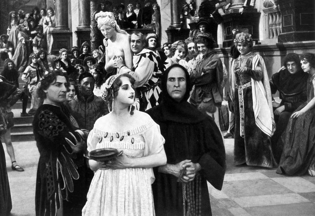 921381ef-fa6c-4145-bd2b-cd77e473fbf0