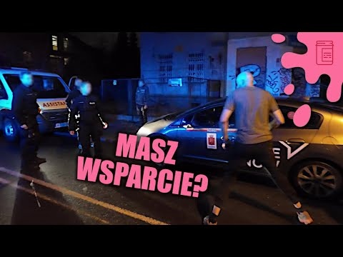 Wariacik "pod wpływem" zabawia się z policją