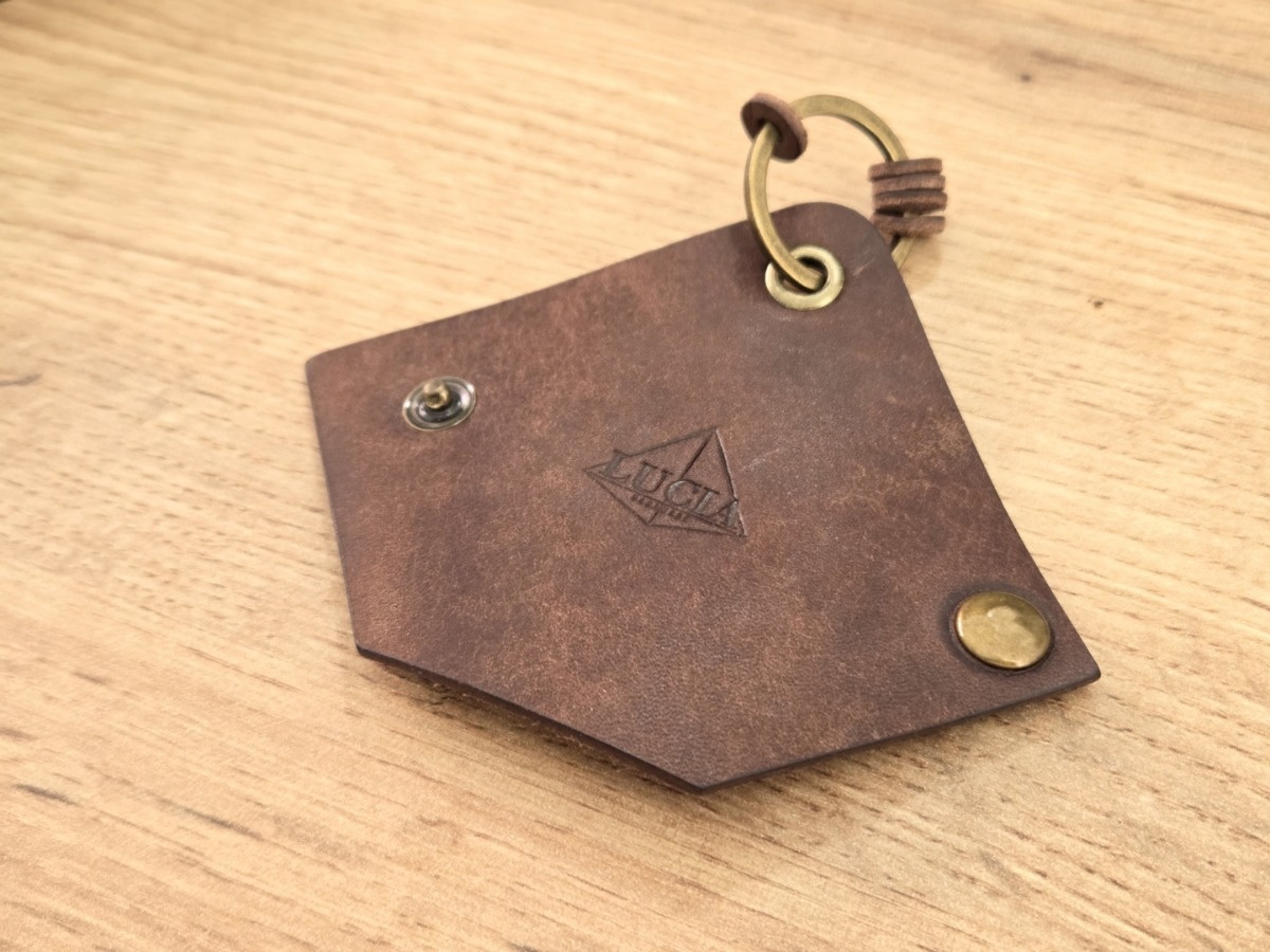 a35095a9-d0bd-45ea-926f-bf3e6d972e72