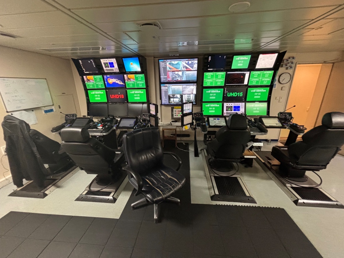 d7d48014-7143-4bbe-8d02-fab971c3c29b