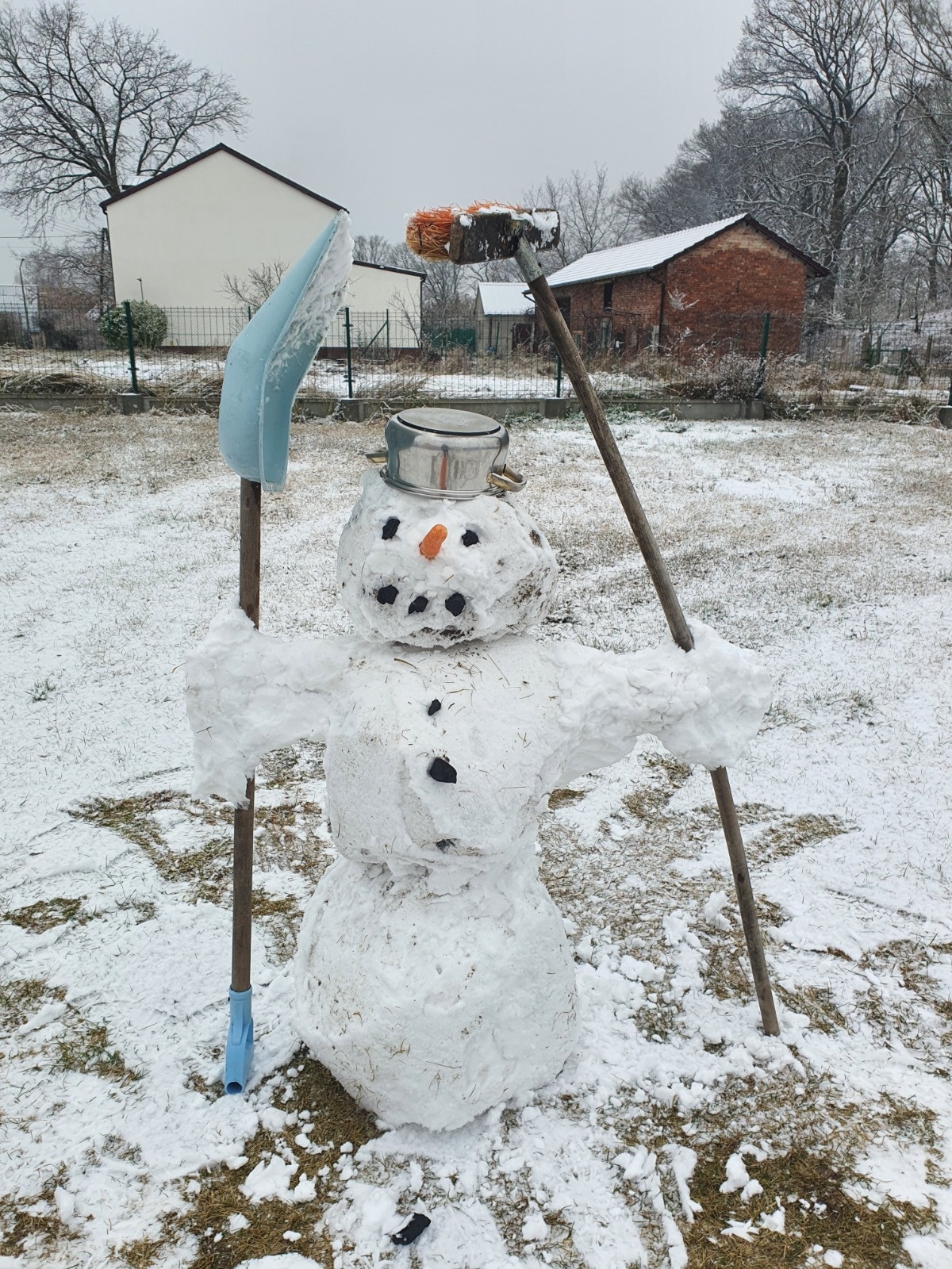 002140b2-1fdb-4e07-b825-ddec3d340517