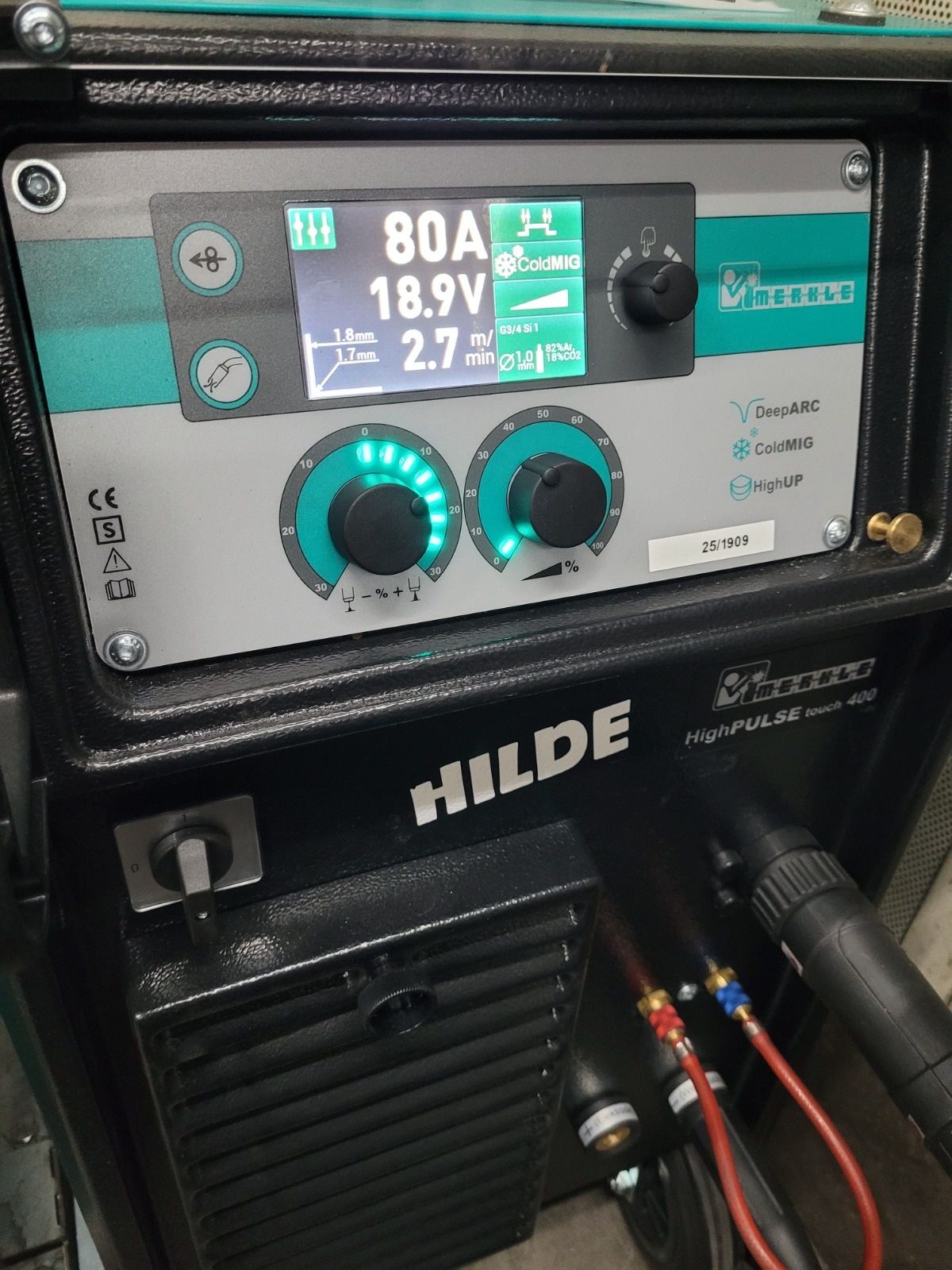 1742bea9-6827-48dd-b749-f5637cabd408