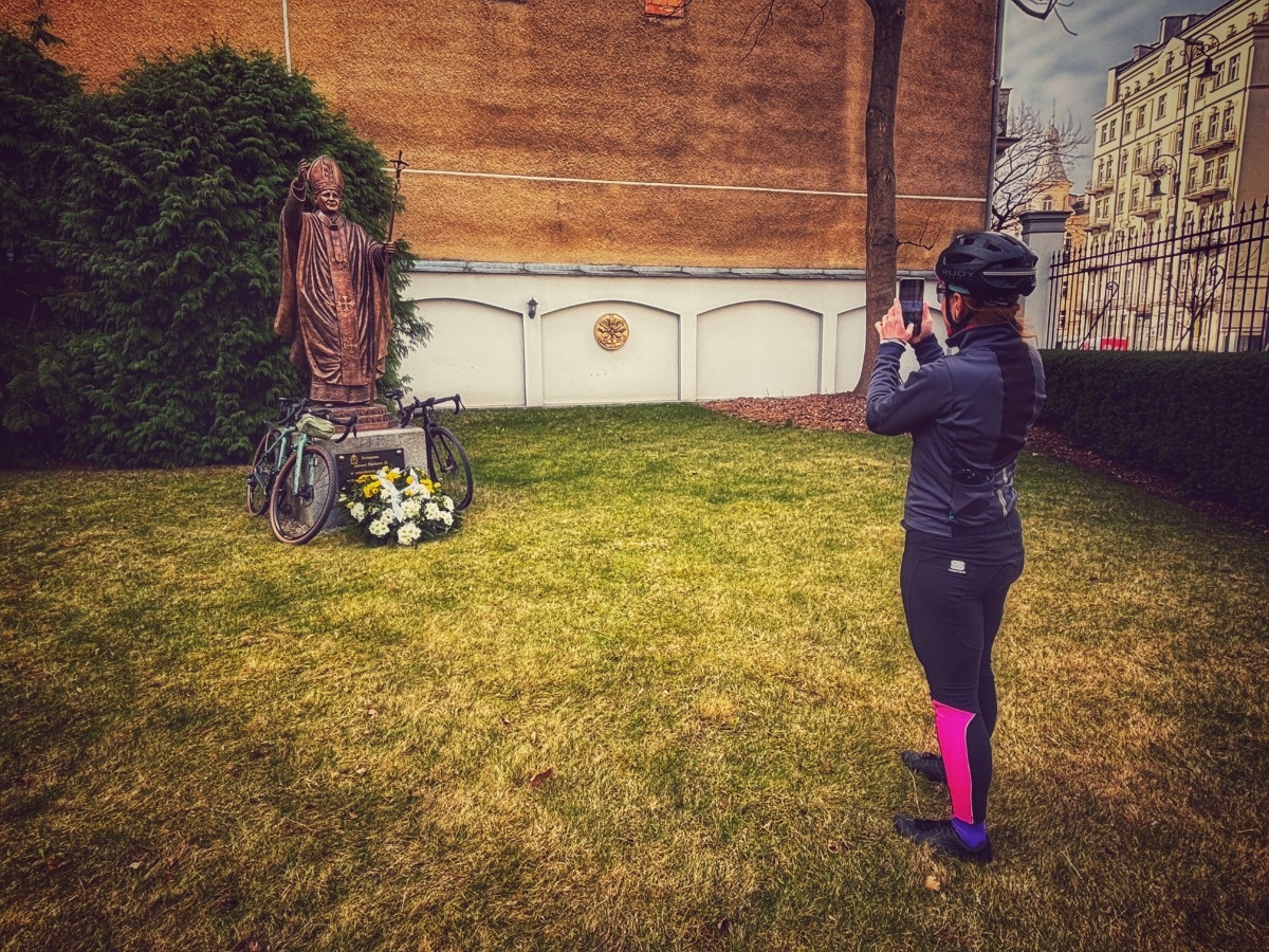 f20ef734-3be1-4520-9aae-4cd208da977c