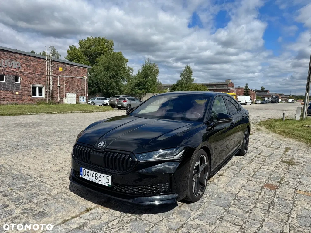 f0c4a8a3-c803-4447-aeb0-caa184af3528