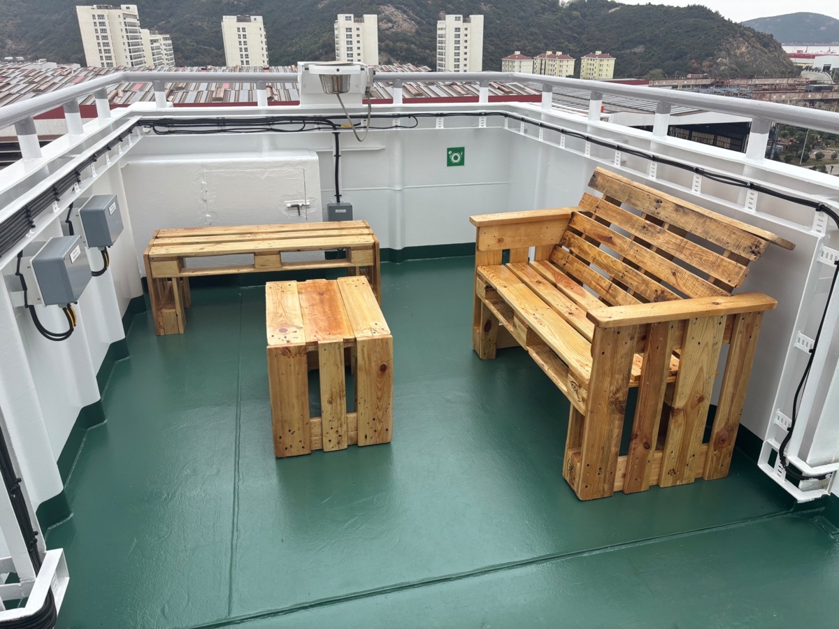 f2621c58-a61e-4c96-8a54-ae9470cdec42