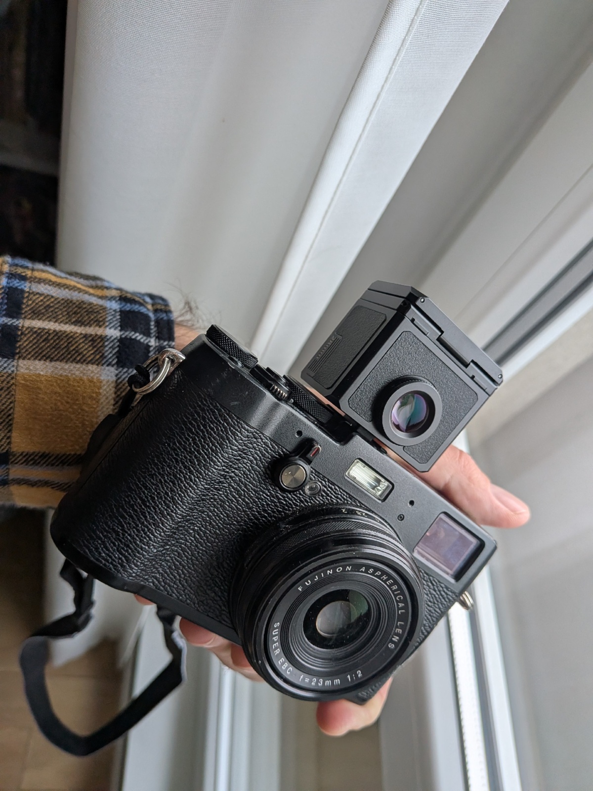 a8bbed52-ff10-4634-9cc7-94bae3ee0776