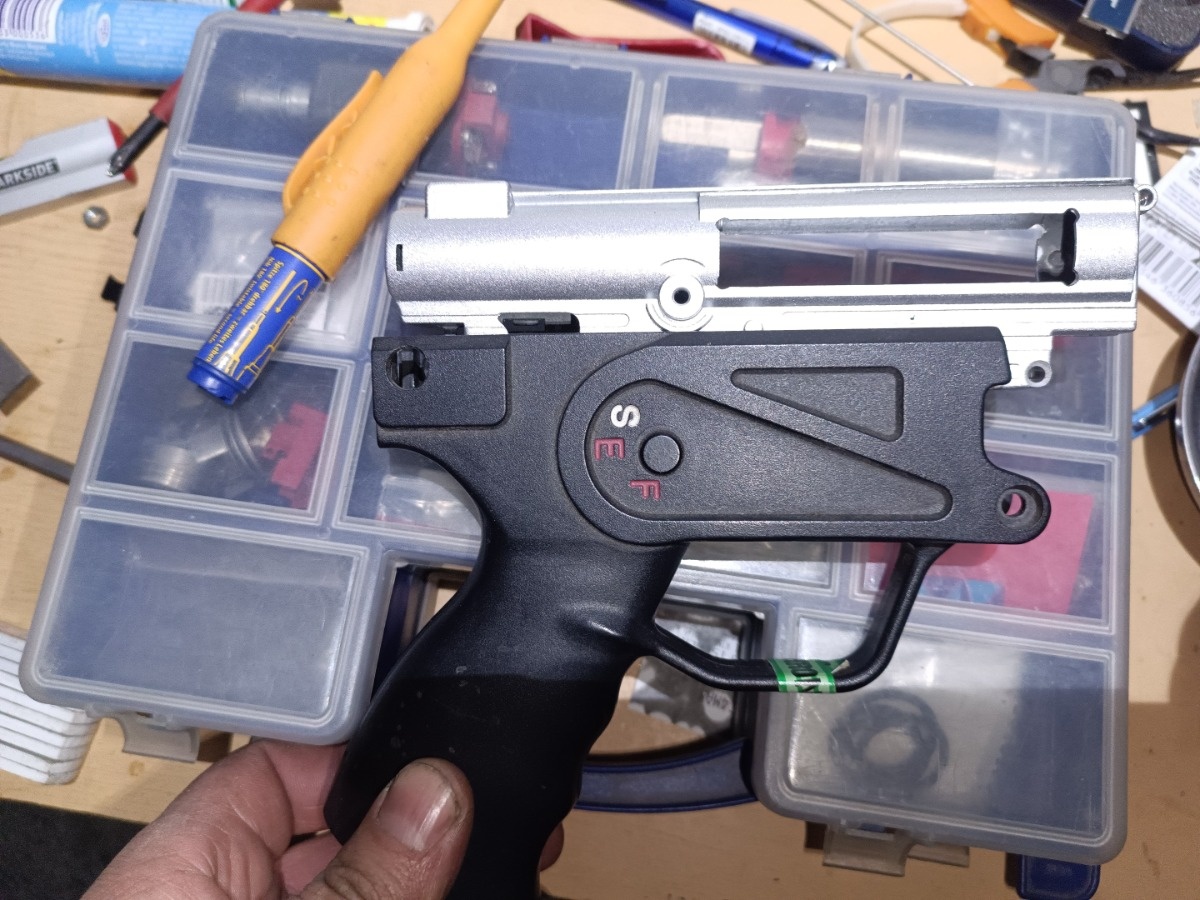 7a160f61-59c2-4134-8db0-061a39853720