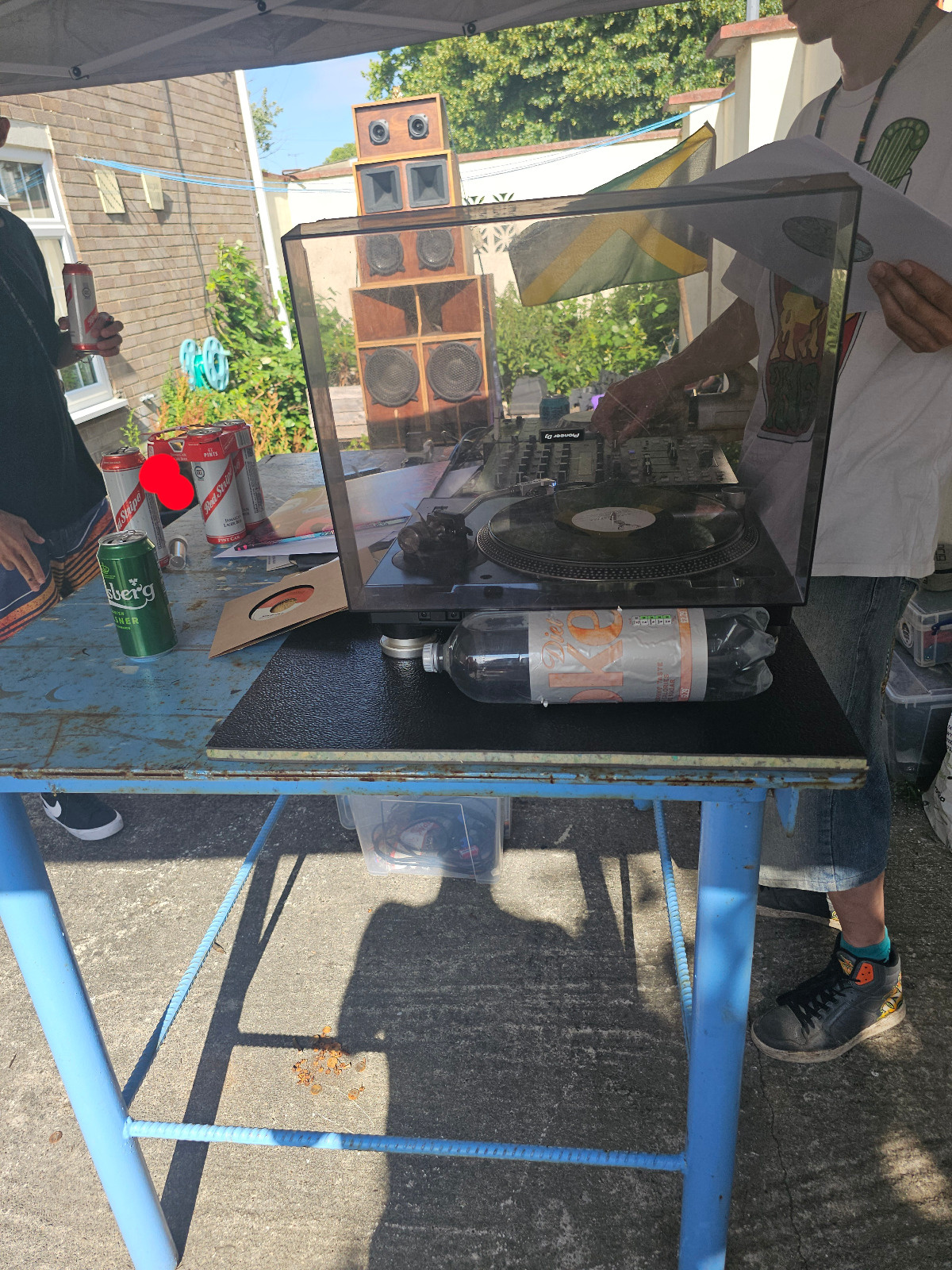 26a4f1ec-f0a3-4131-9525-10777015bbef