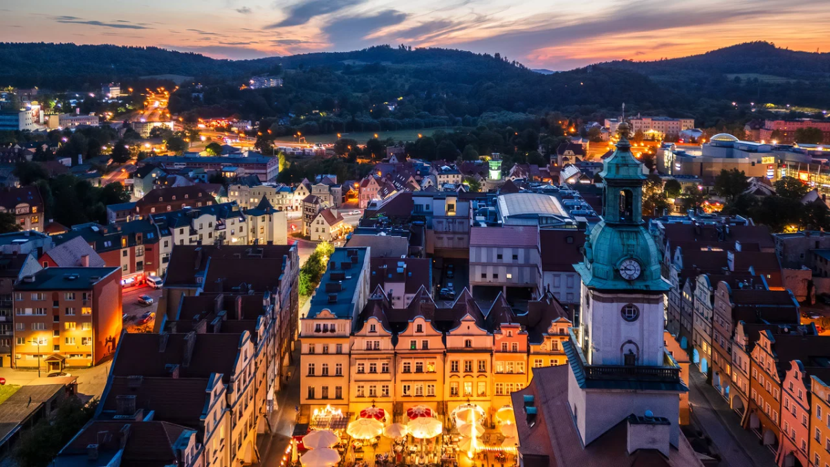 5e61ffff-ad6e-48fd-88c0-d787b8d83309