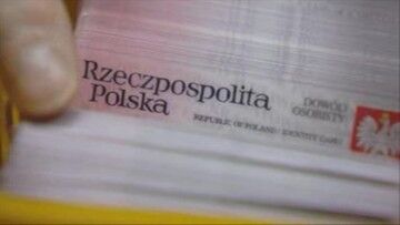 Nowe dowody osobiste z odciskami palców. Będą dostępne od poniedziałku