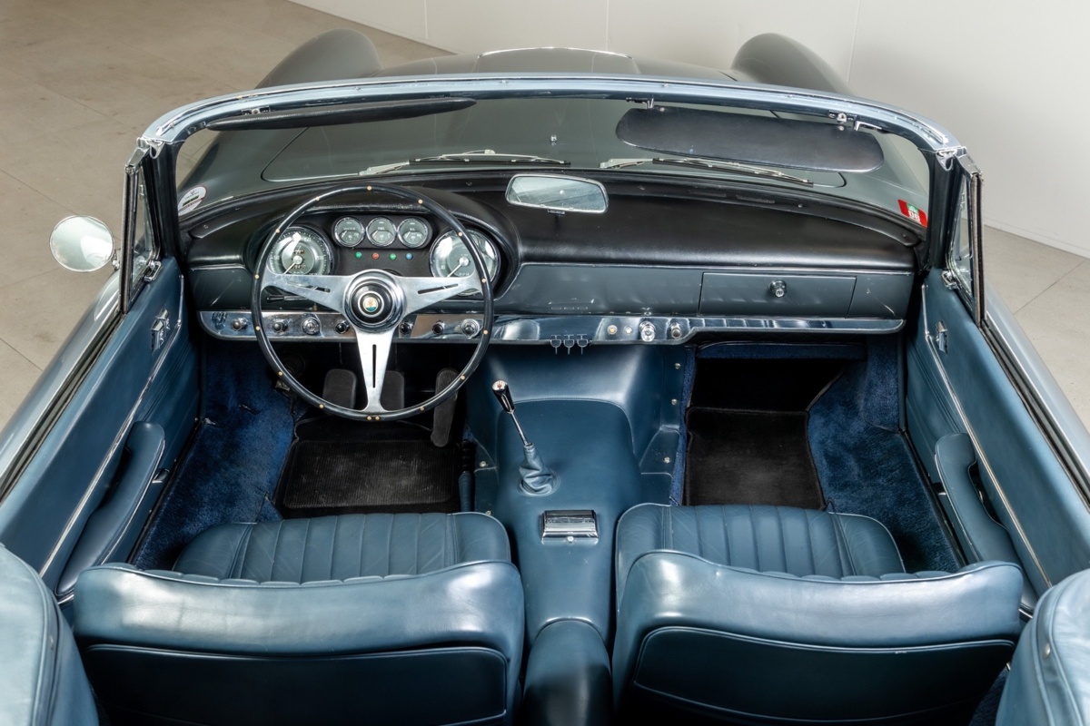 20e03c22-bf2f-431d-8808-82dcb927a250