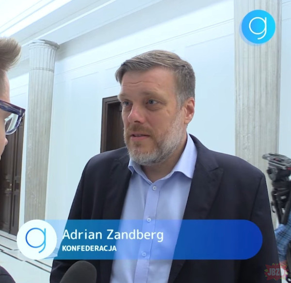 0d867632-51b8-45e3-80ef-f0e01d55984a