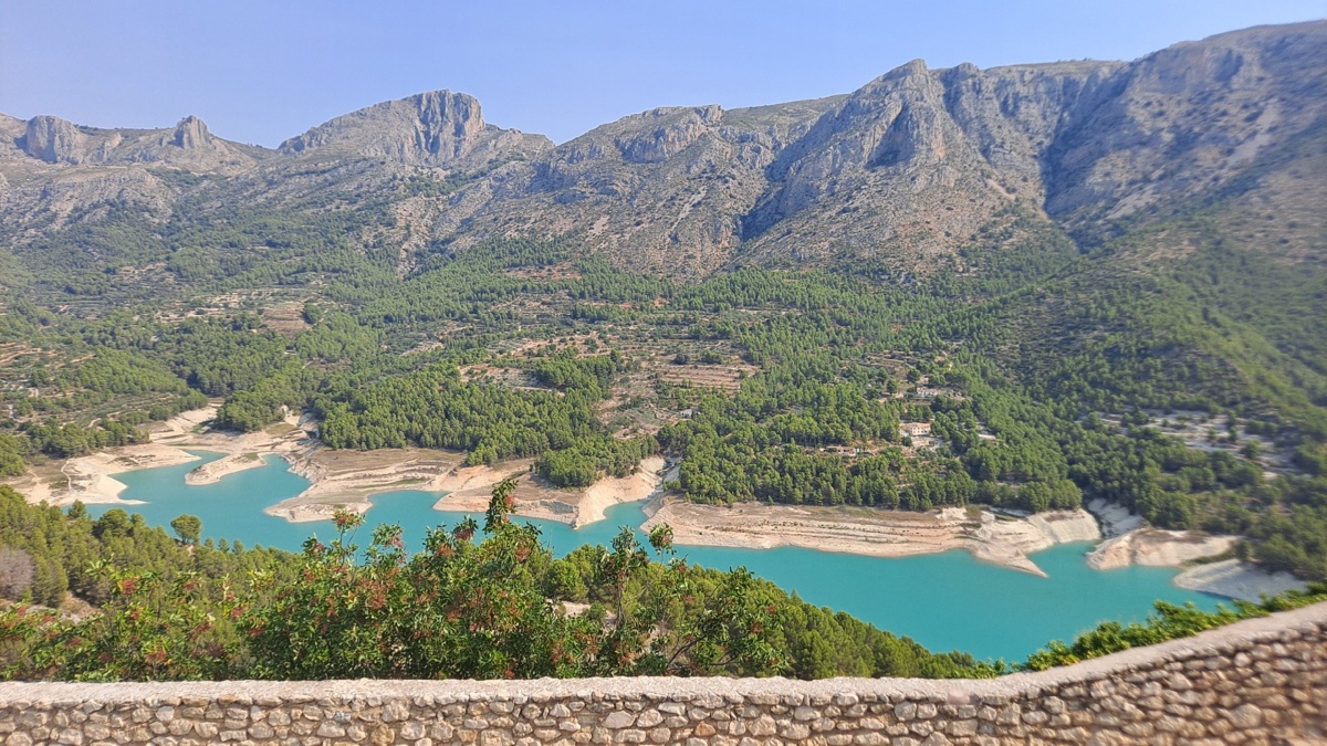 ceeb4f5a-7a33-43fb-a562-0540965616b1