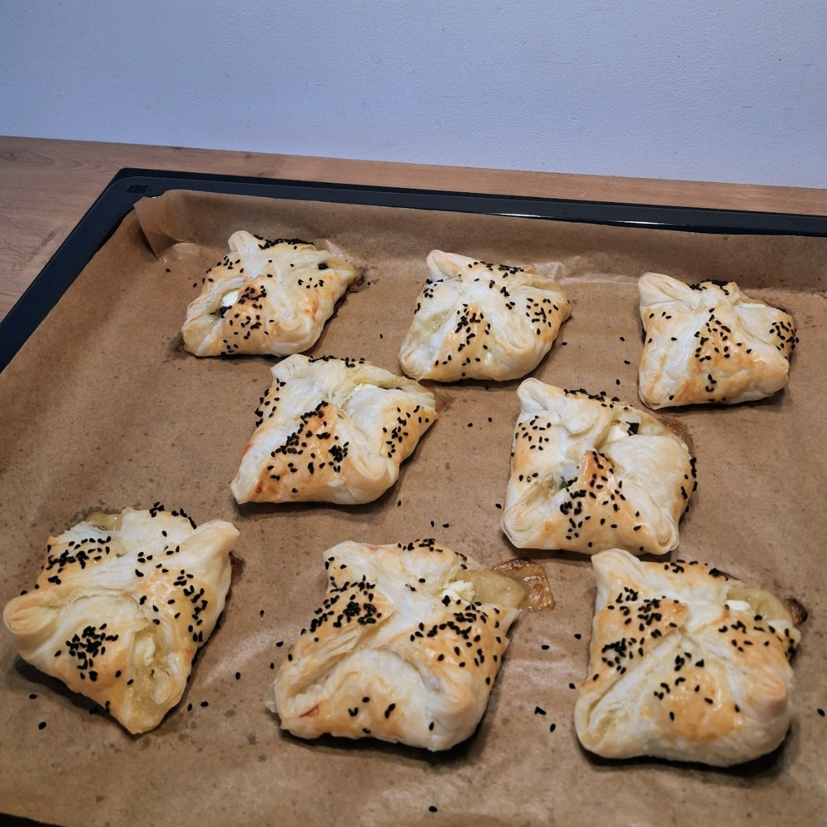 377b9c1d-4ff3-4b52-9be9-4a758fcf2fe8