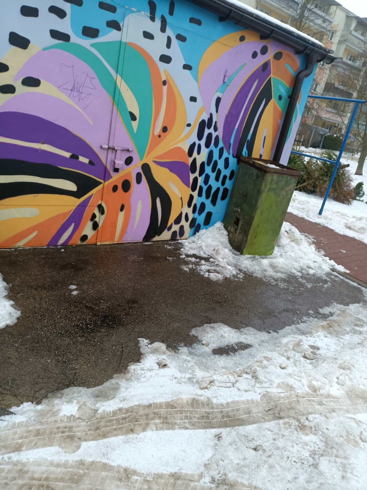 b8dfb37b-3588-489d-9257-456a753f658d