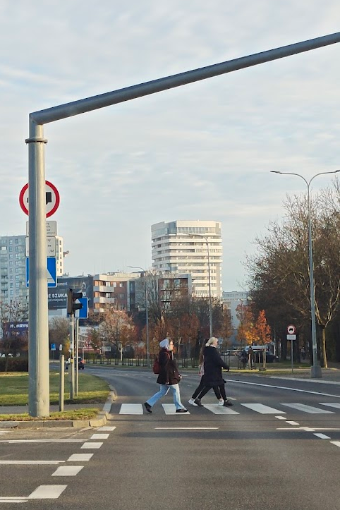 dbe58164-9237-44e3-b7be-94ae7a4f3ff2