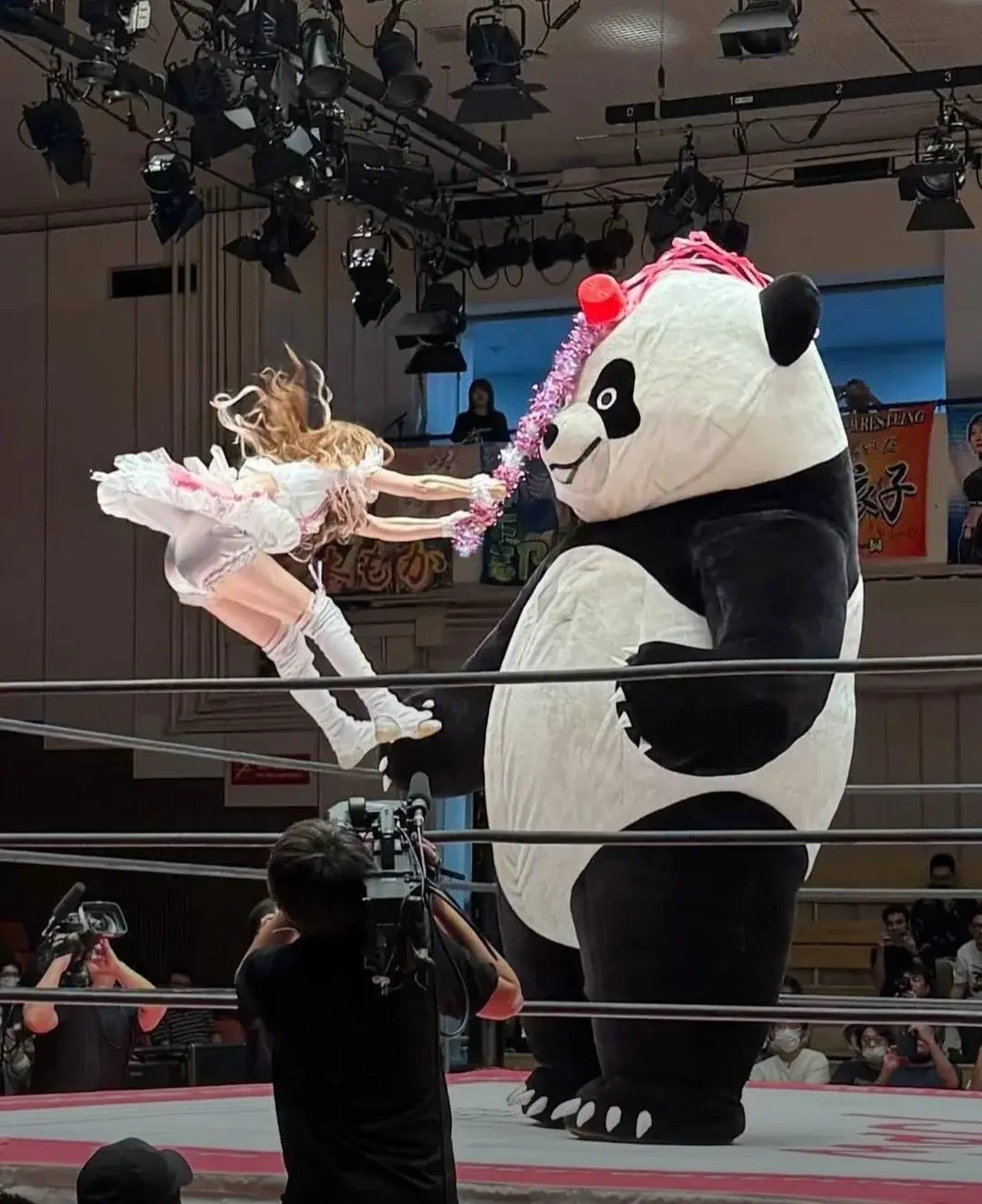 3d7dfea6-817a-4f9d-95fb-afab8ec3578a