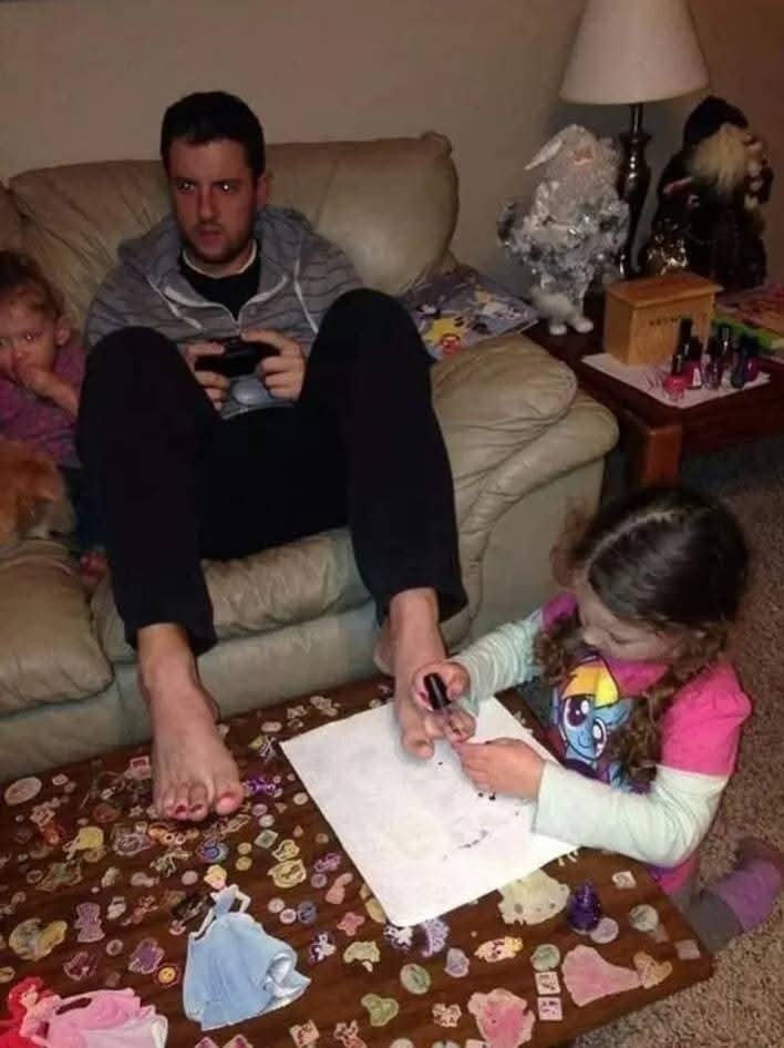 e035fc06-ba57-44ee-b383-f839b6e61456