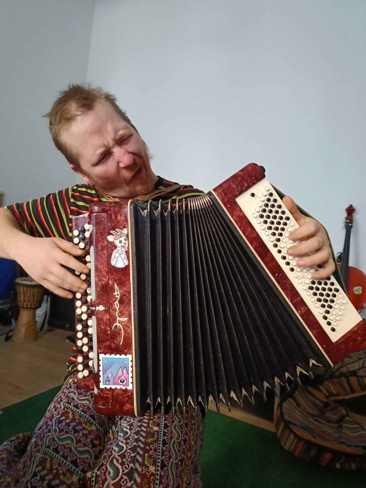 f0da71d4-d18e-4f14-a74d-9c8b99879f23