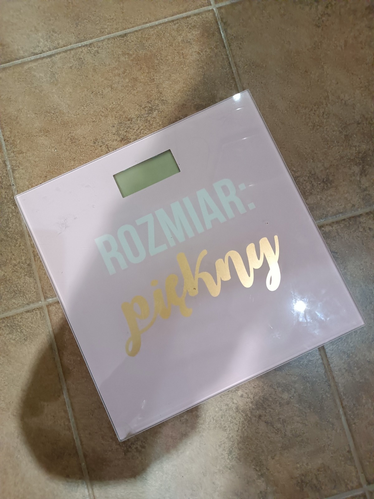 6e7b9bf9-6df1-494b-9bba-95ad28468e8a