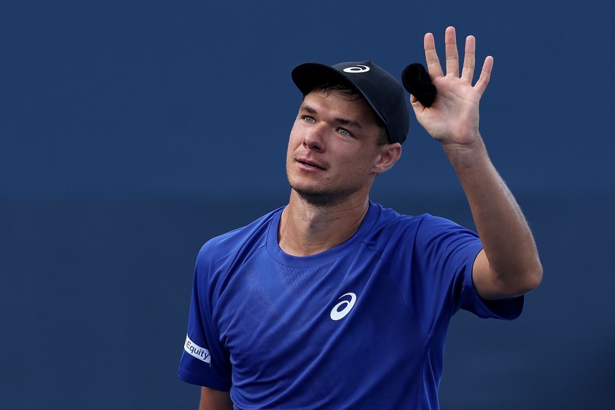 Afera ws. czapki Majchrzaka. Kancelaria dementuje