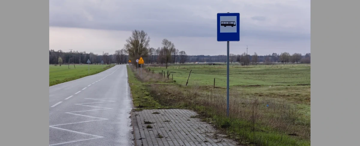 Ponad 10 mln Polaków bez dobrej komunikacji. Nowy raport ujawnia skalę problemu