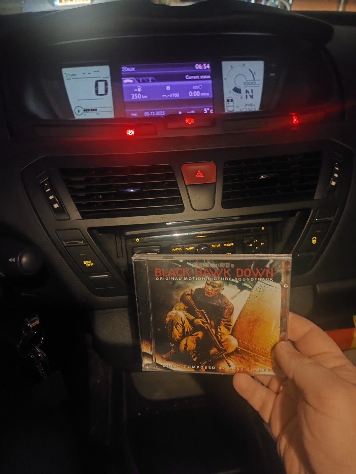 e95bec16-4041-4033-b144-4787254f5468