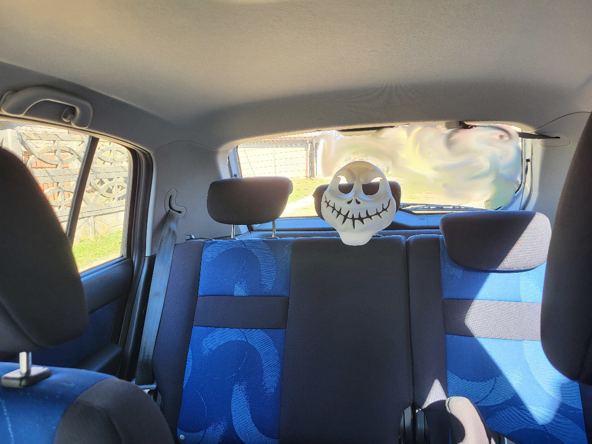 18b2bb5e-50d6-400c-bfbe-fa0d7891b42f