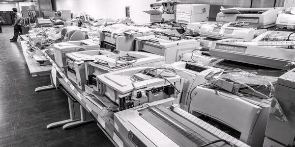 Jak nauczyliśmy maszyny liczyć i myśleć za nas? Część 12: urządzenia peryferyjne komputera – drukarki