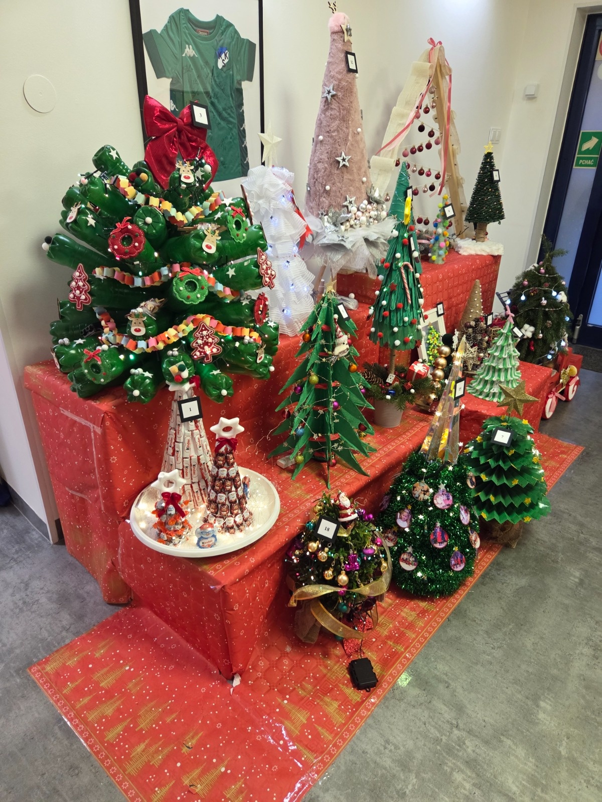 b0998cfd-8de4-46e7-b7c5-68c7a17cb1d7