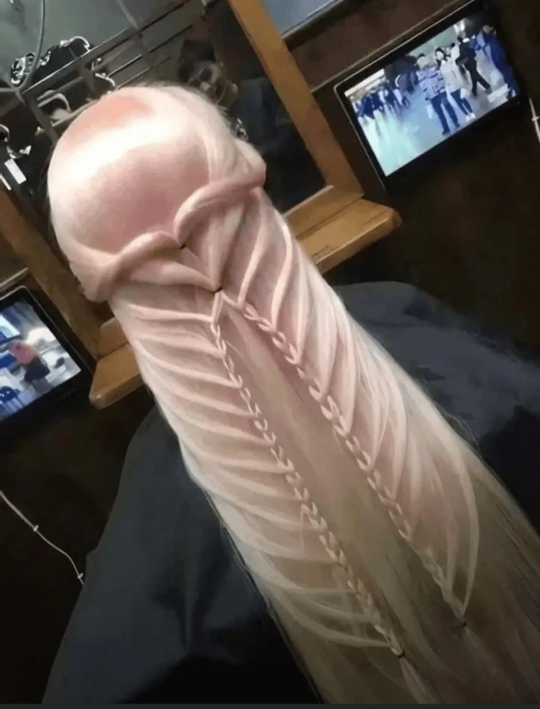 4f815492-bf9d-45e6-a5b1-2f4b8846b320