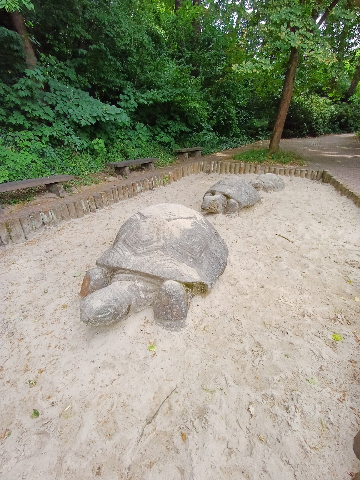 7c88479c-0121-4368-a283-eddc9c05df3f