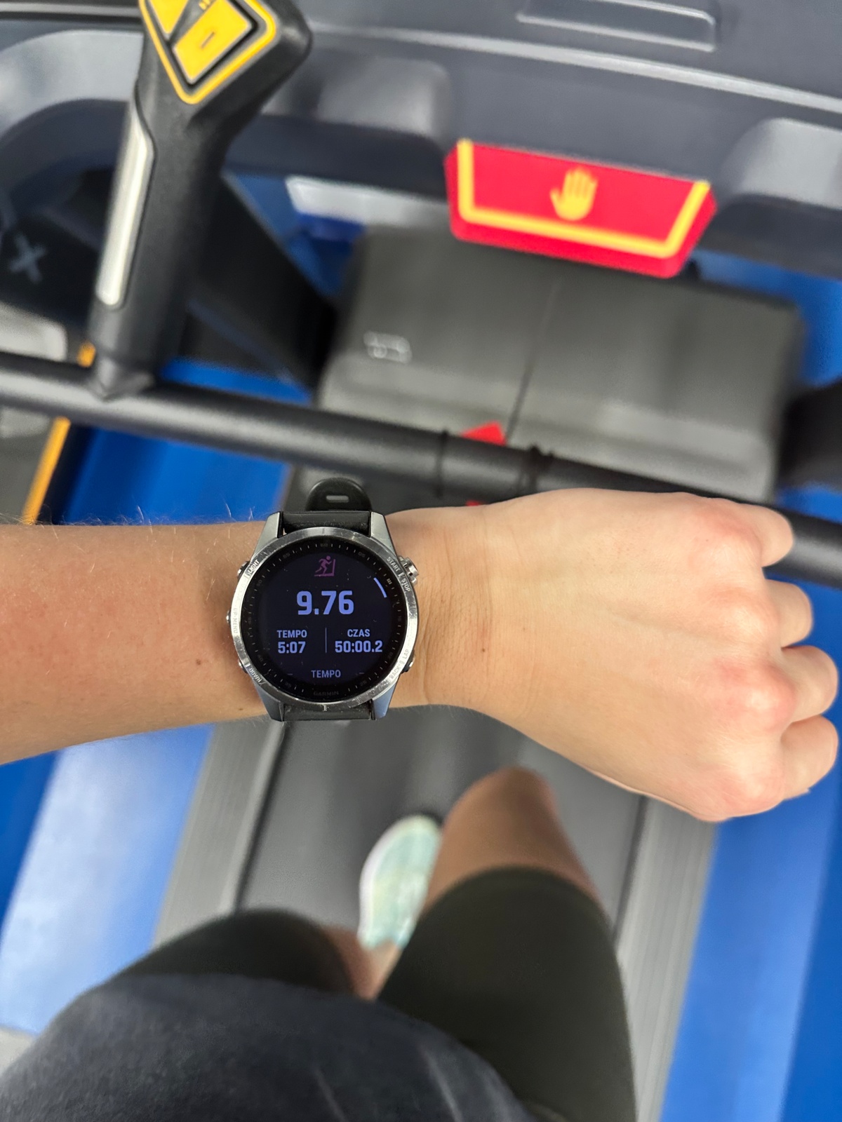 15776a1b-11f4-44d6-b083-22ff3a841442