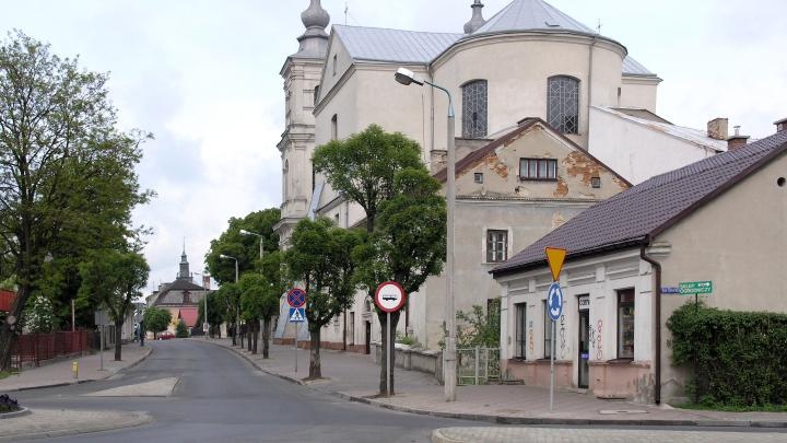Badania socjologów z UŁ: pięć metropolii wysysa młodzież ze wsi i mniejszych miast