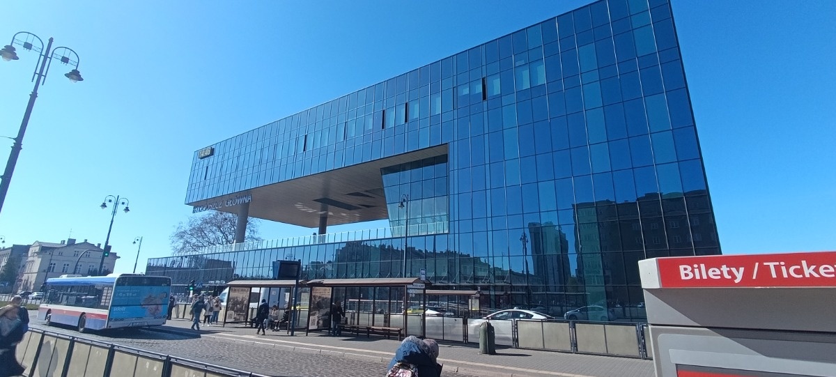 67c0bce3-6c18-4bbb-9585-ce33e7106370