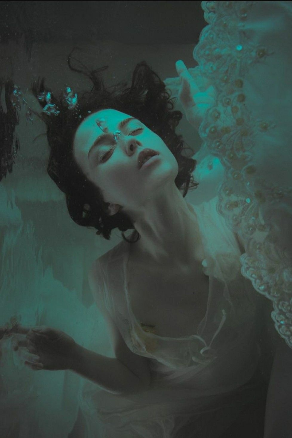 a10eed30-16a0-4166-9d20-00bebfe11e9d