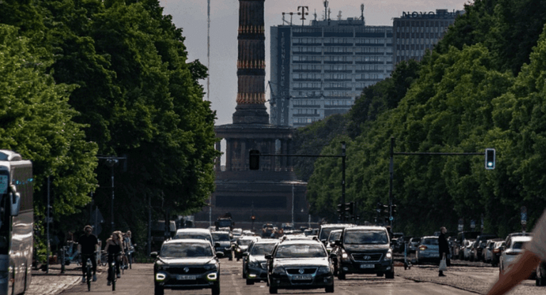 Dlaczego Niemcy rezygnują ze stref czystego transportu? Wyjaśniamy