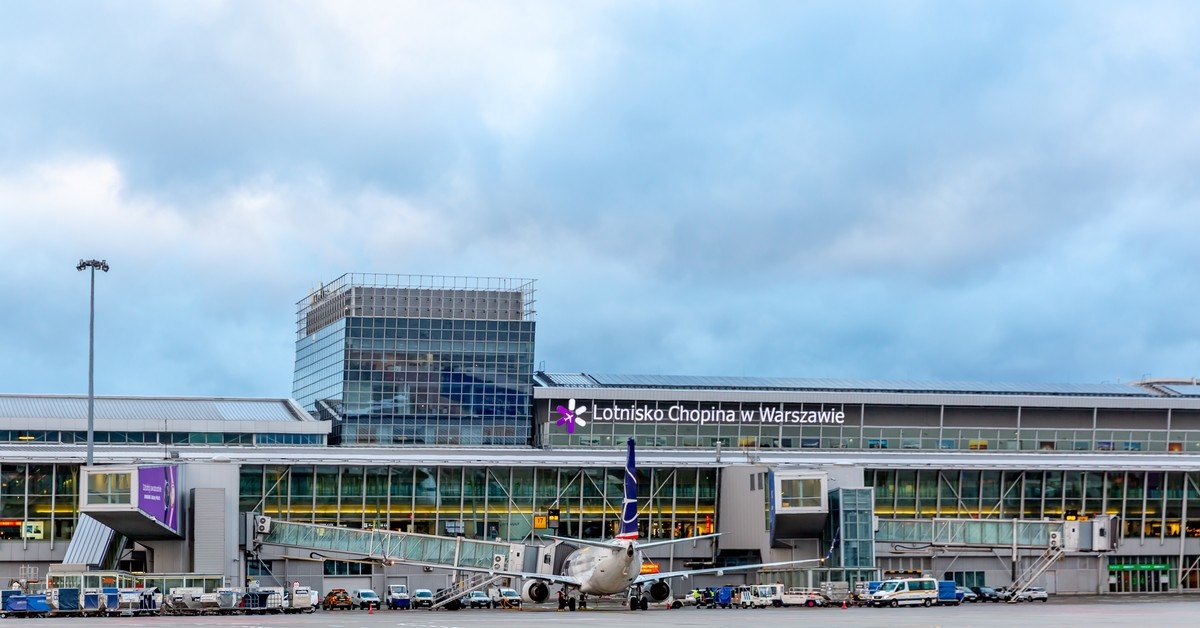 Podział ruchu lotniczego z Warszawy. Co czeka Lotnisko Chopina?