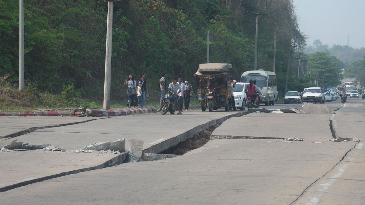 Trzęsienie ziemi w Azji: ponad tysiąc osób zginęło w Mjanmie