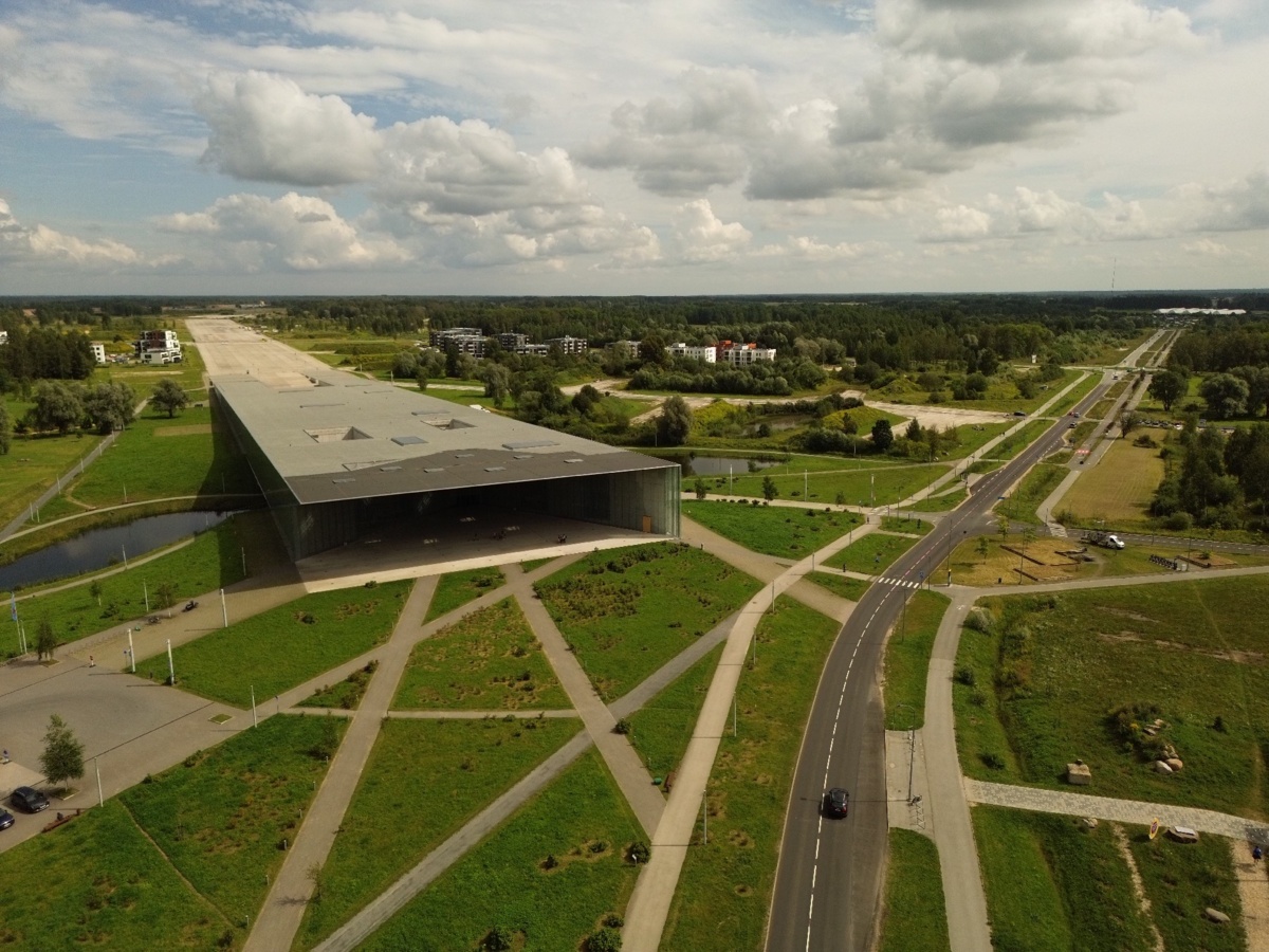 7658eb60-6546-4892-b5c7-4fd51949da38