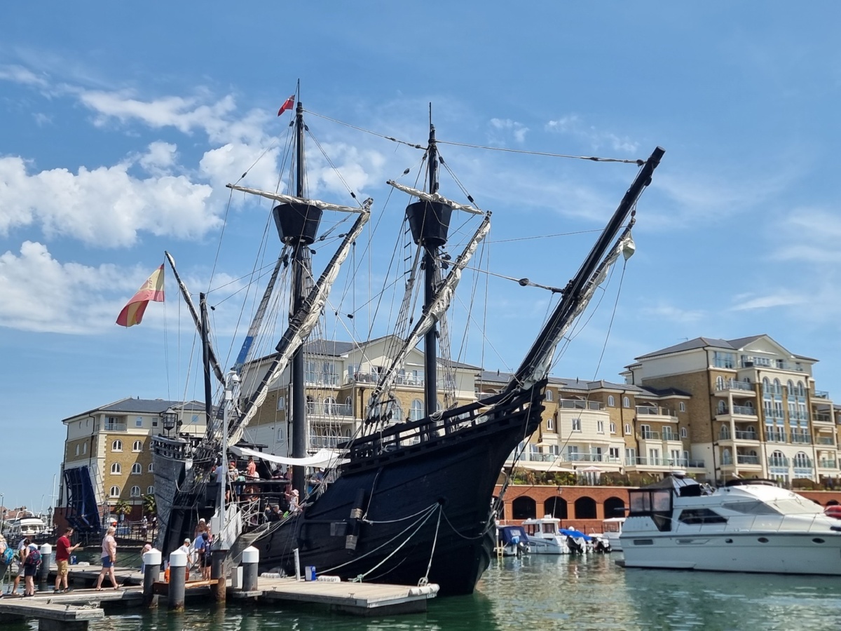 d8fb64d7-565e-43f6-b53e-1fe7edf996e2