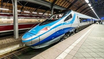 "Z Sopotu do Warszawy przyjechałem pendolino". Donald Tusk opowiada, jak dziś podróżuje